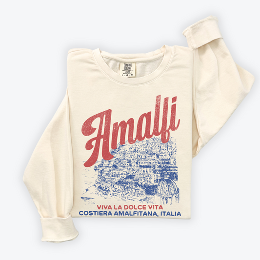 Cotton lightweight crewneck with "Amalfi" in retro style print, featuring a faded grunge look, inspired by the Amalfi coastline.