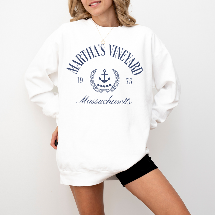 Lightweight cotton crewneck sweatshirt with "Martha's Vineyard" and an anchor design, showcasing vintage nautical vibes, perfect for coastal and casual wear.