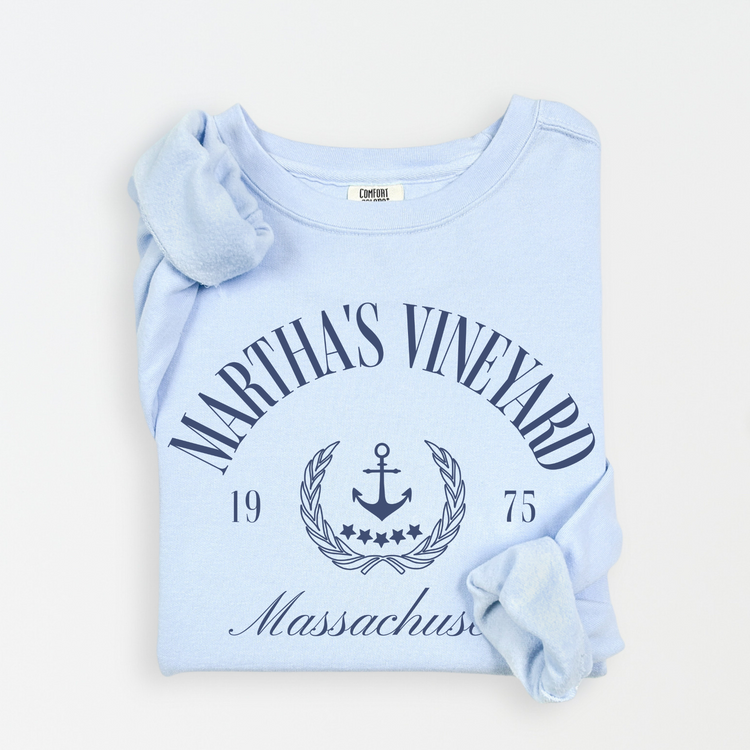 Lightweight cotton crewneck sweatshirt with "Martha's Vineyard" and an anchor design, showcasing vintage nautical vibes, perfect for coastal and casual wear.